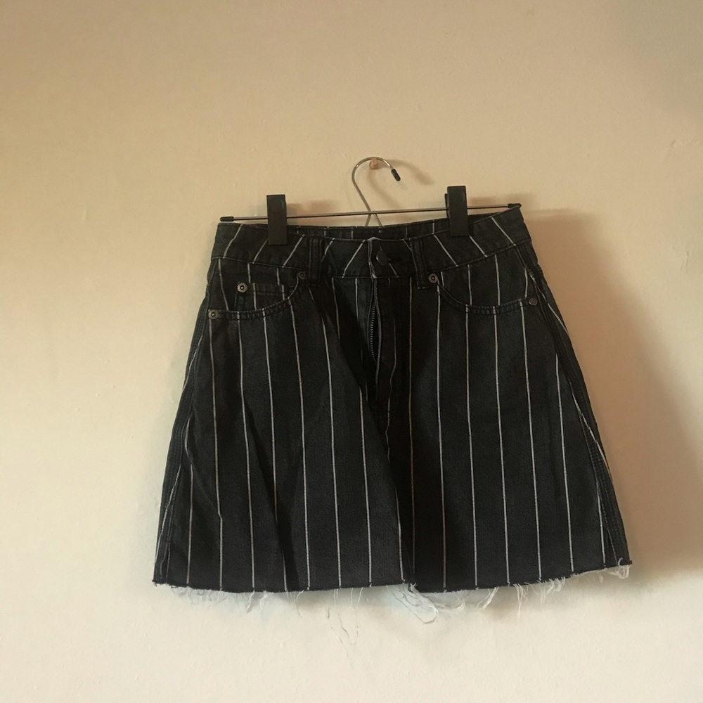 Black denim thin striped skirt